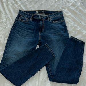 Kut from the Kloth, size 6 skinny ankle
